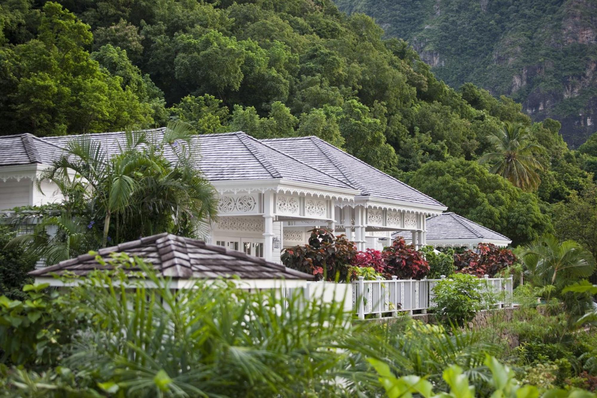 Sugar Beach, A Viceroy Resort Soufrière Buitenkant foto