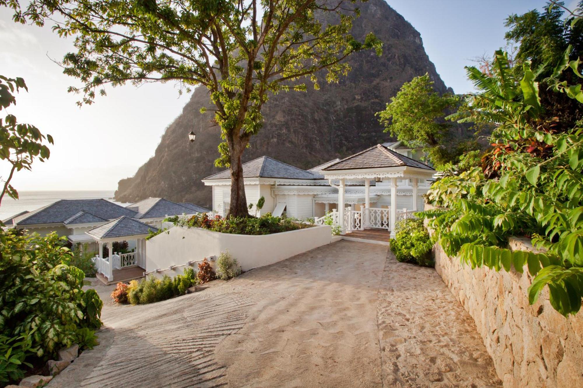 Sugar Beach, A Viceroy Resort Soufrière Buitenkant foto